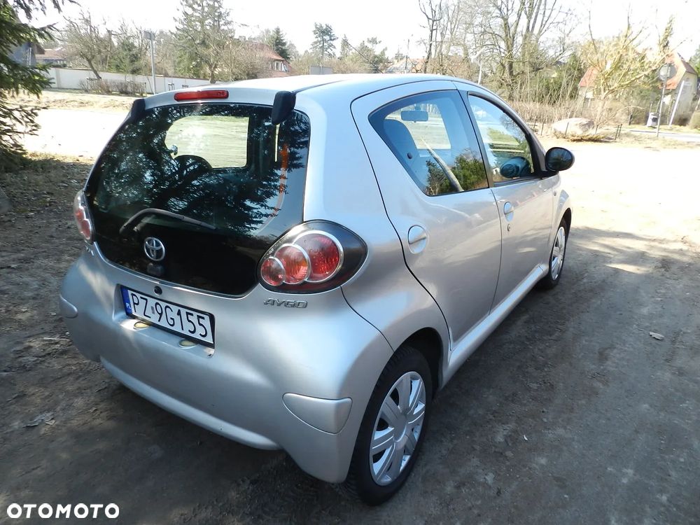 Toyota Aygo - 2