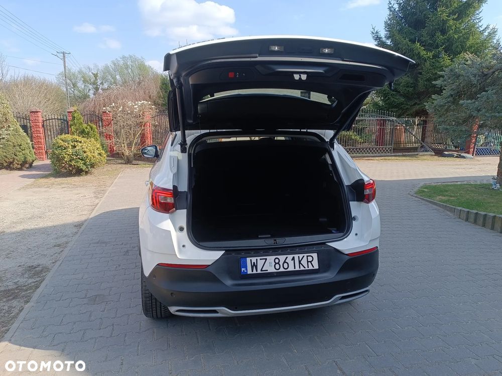 Opel Grandland X 1.6 D Start/Stop INNOVATION - 32