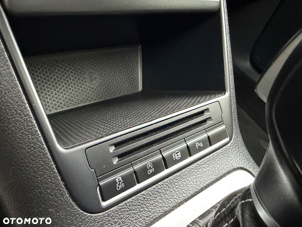 Volkswagen Tiguan 2.0 TDI DPF 4Motion BlueMotion Technology DSG Exclusive - 33