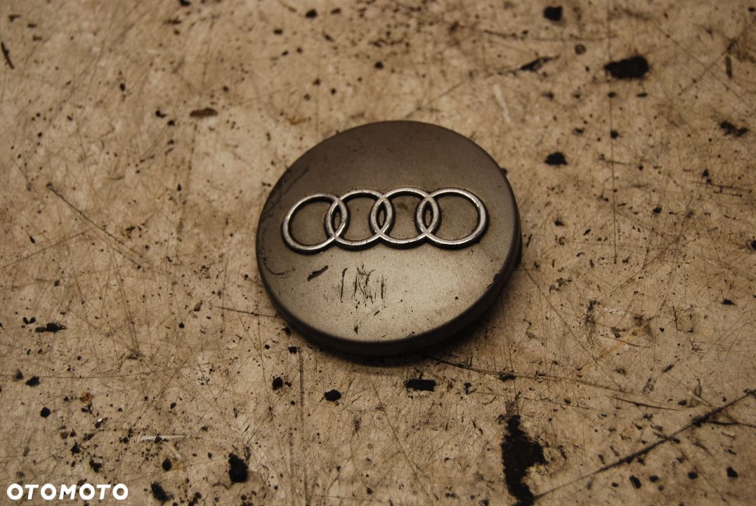 DEKIELEK ALUFELGI 4B0601170 AUDI A4 B7 A3 A6 - 1