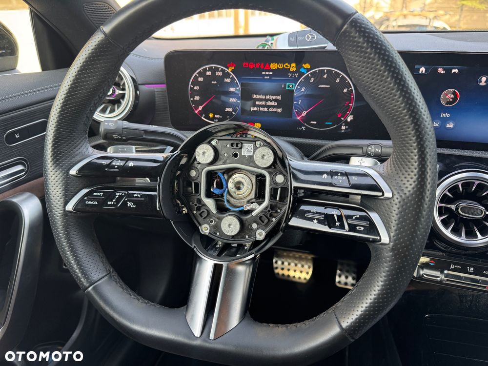 Mercedes-Benz CLA 220 AMG Line 7G-DCT - 12