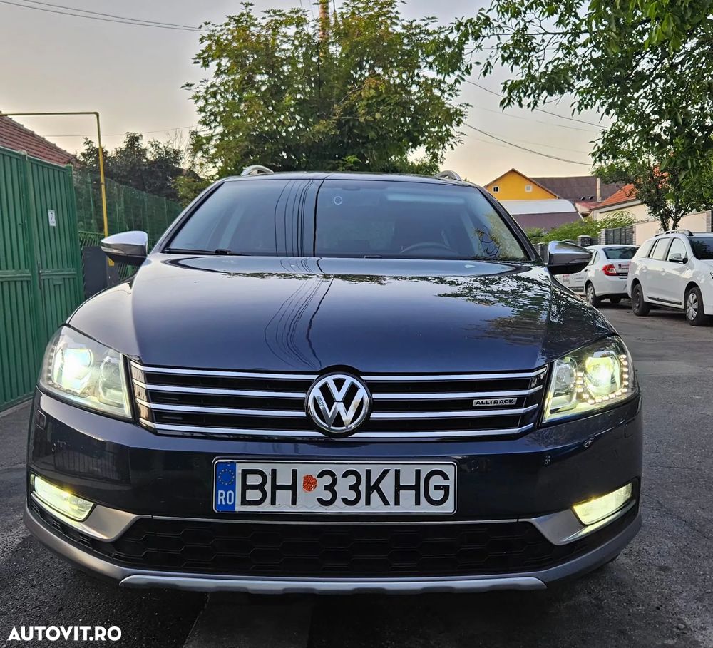 Volkswagen Passat - 4