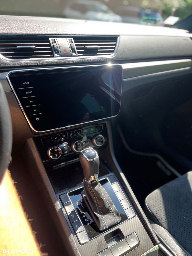 Skoda Superb 2.0 TSI Sportline DSG - 16