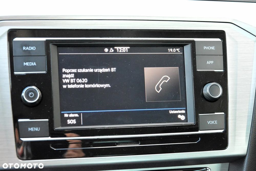 Volkswagen Passat 2.0 TDI EVO Essence DSG - 24