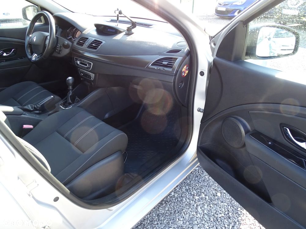 Renault Megane 1.6 16V Dynamique - 16