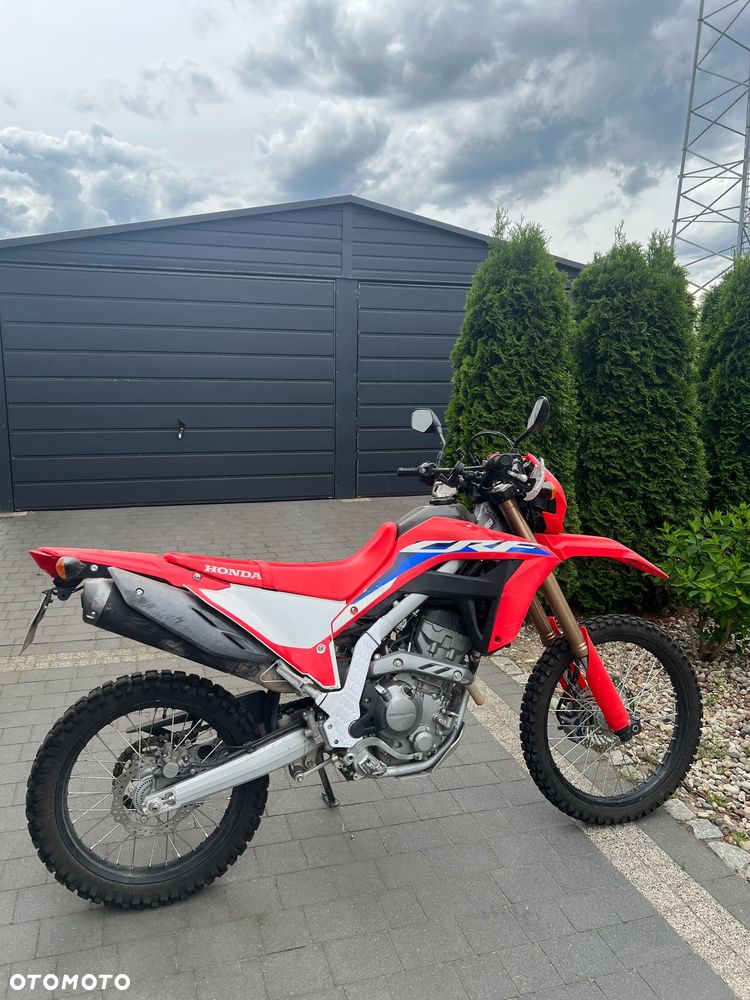 Honda CRF - 1