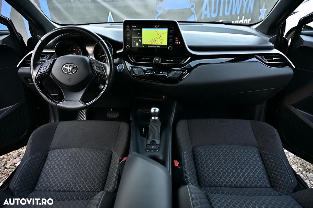 Toyota C-HR Hybrid Flow - 27
