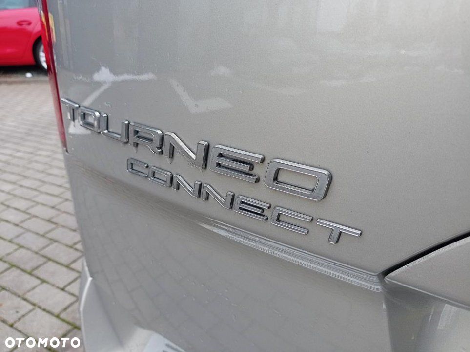 Ford Tourneo Connect - 38