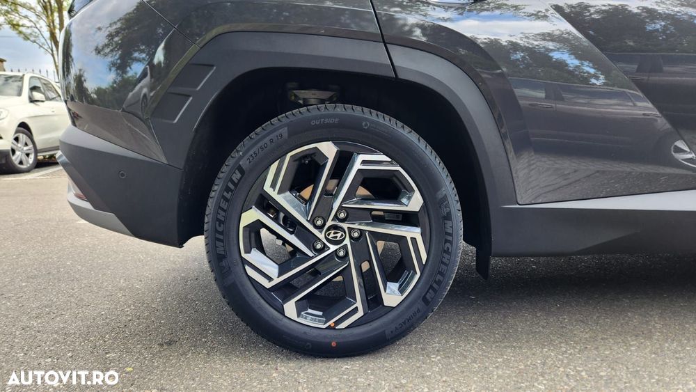 Hyundai Tucson 1.6 l 215 CP 4WD 6AT HEV Luxury - 8
