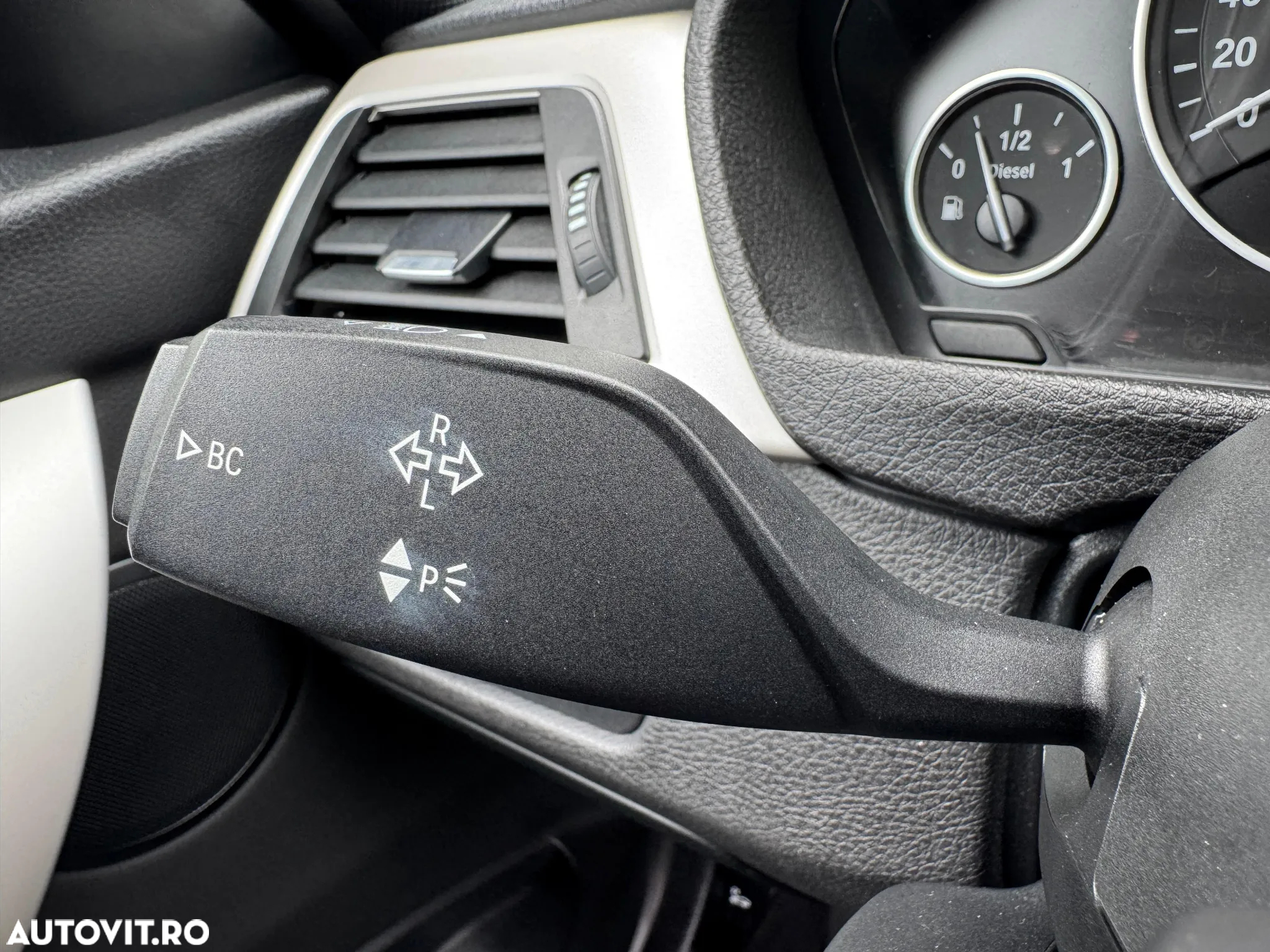 BMW Seria 3 320d Touring Aut. Efficient Dynamics Edition - 22