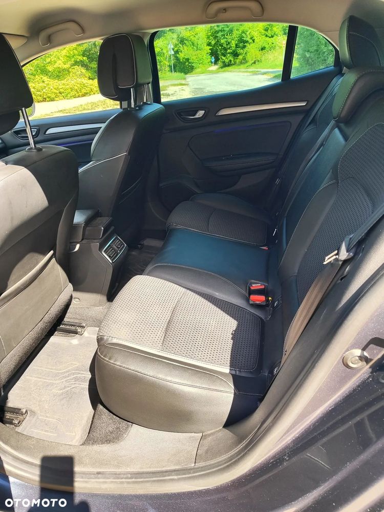 Renault Megane 1.6 dCi Bose - 11