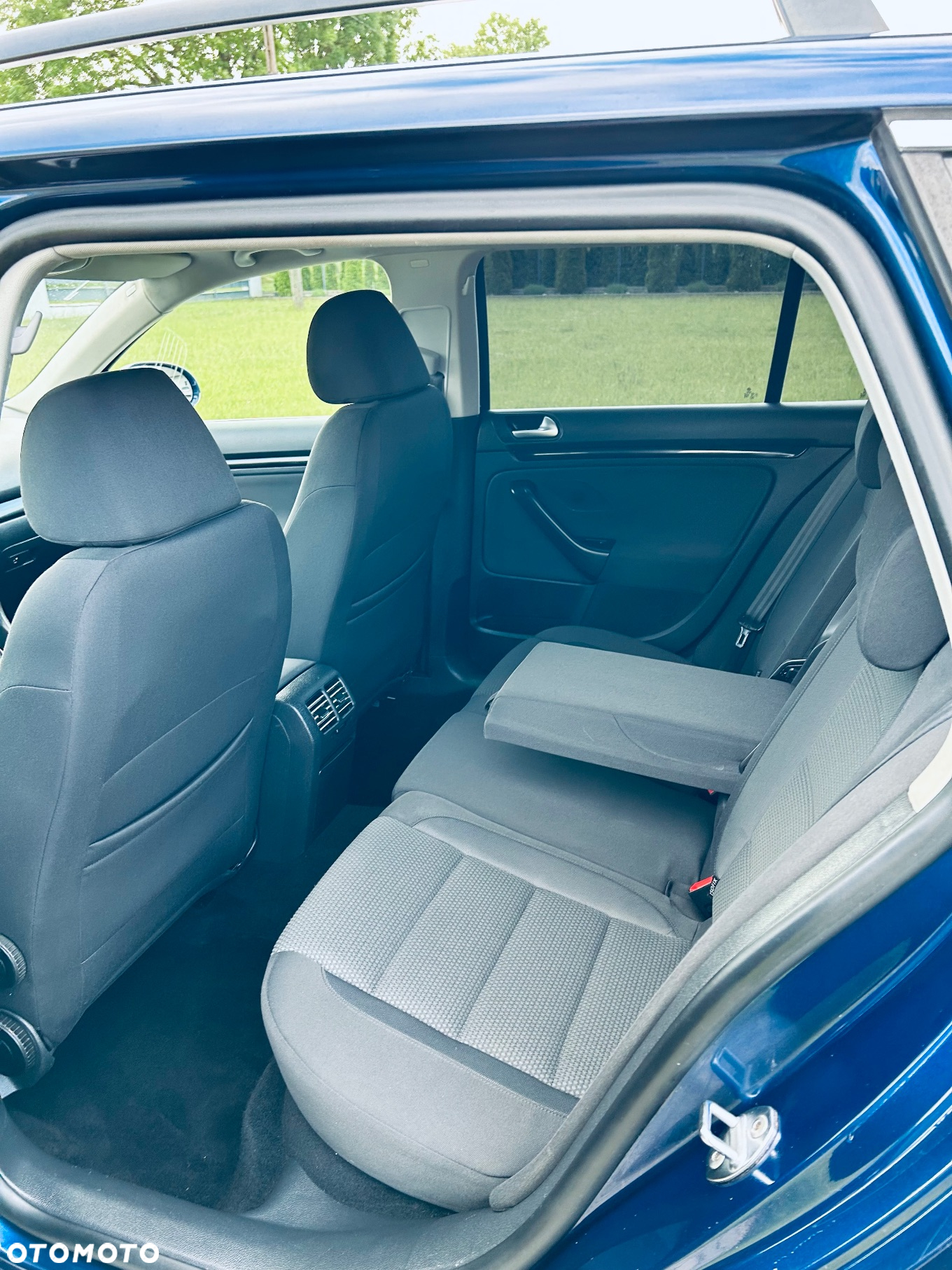 Volkswagen Golf VI 2.0 TDI Comfortline - 18