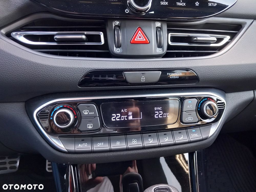 Hyundai i30 1.5 T-GDI 48V-Hybrid DCT N Line - 18