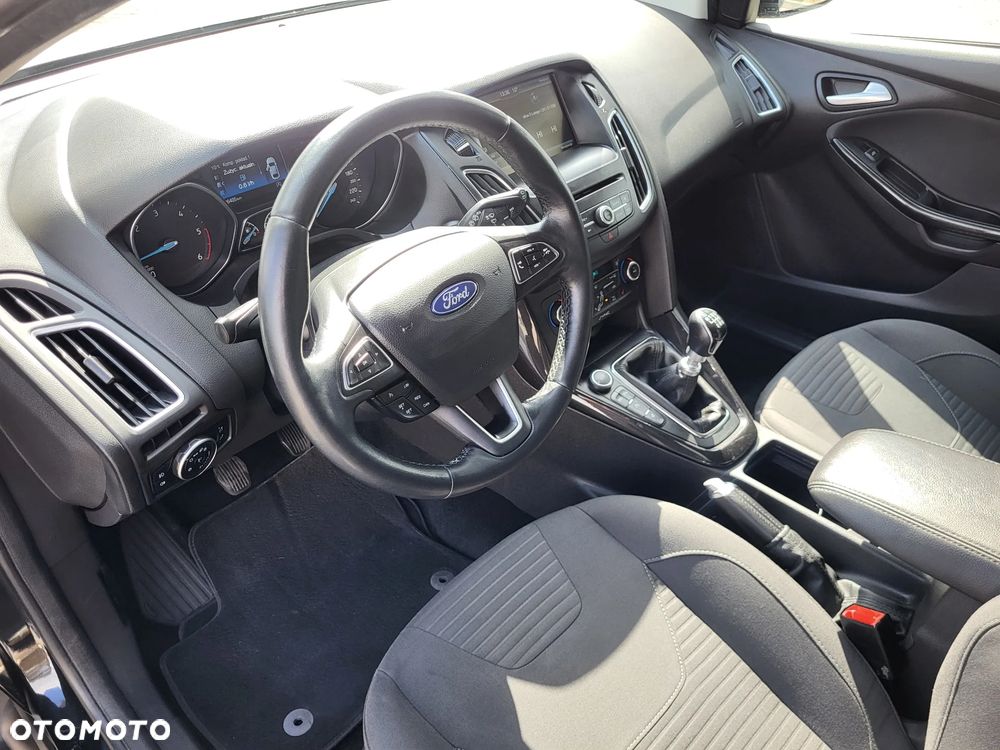 Ford Focus 1.5 TDCi Titanium - 12