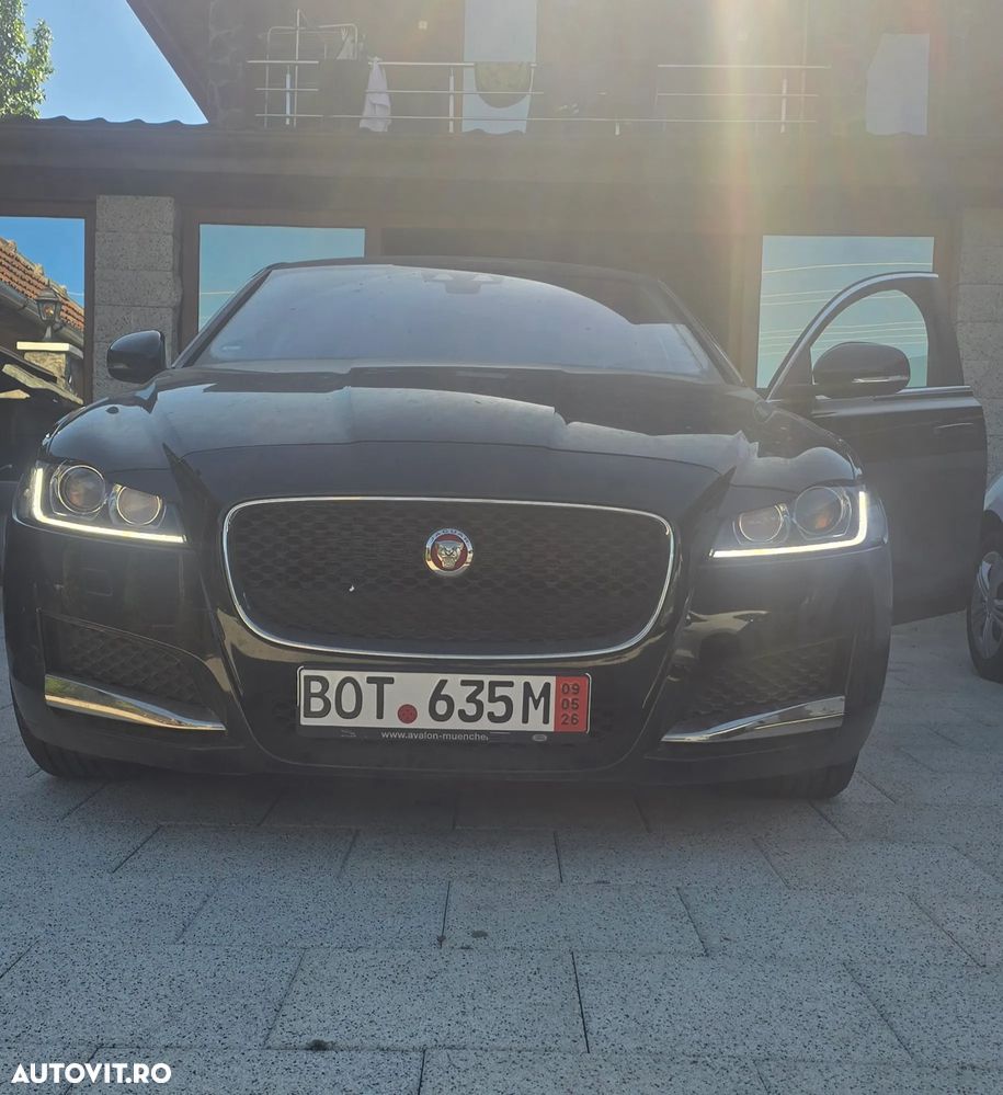 Jaguar XF - 1