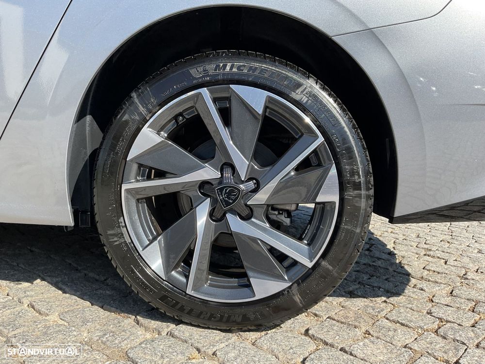 Peugeot 308 SW 1.5 BlueHDi Allure Pack EAT8 - 17