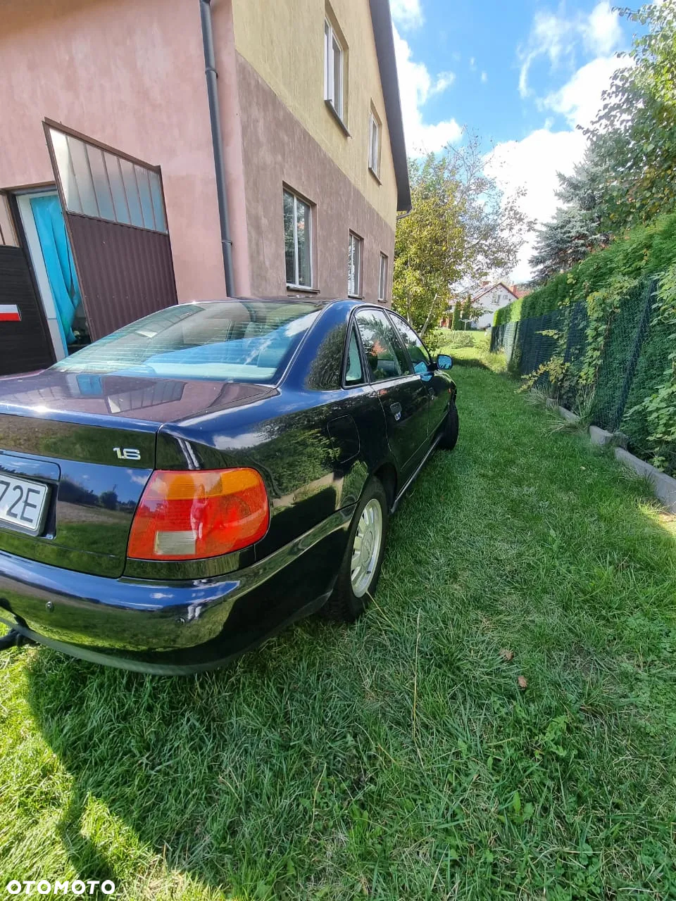 Audi A4 1.6 - 9