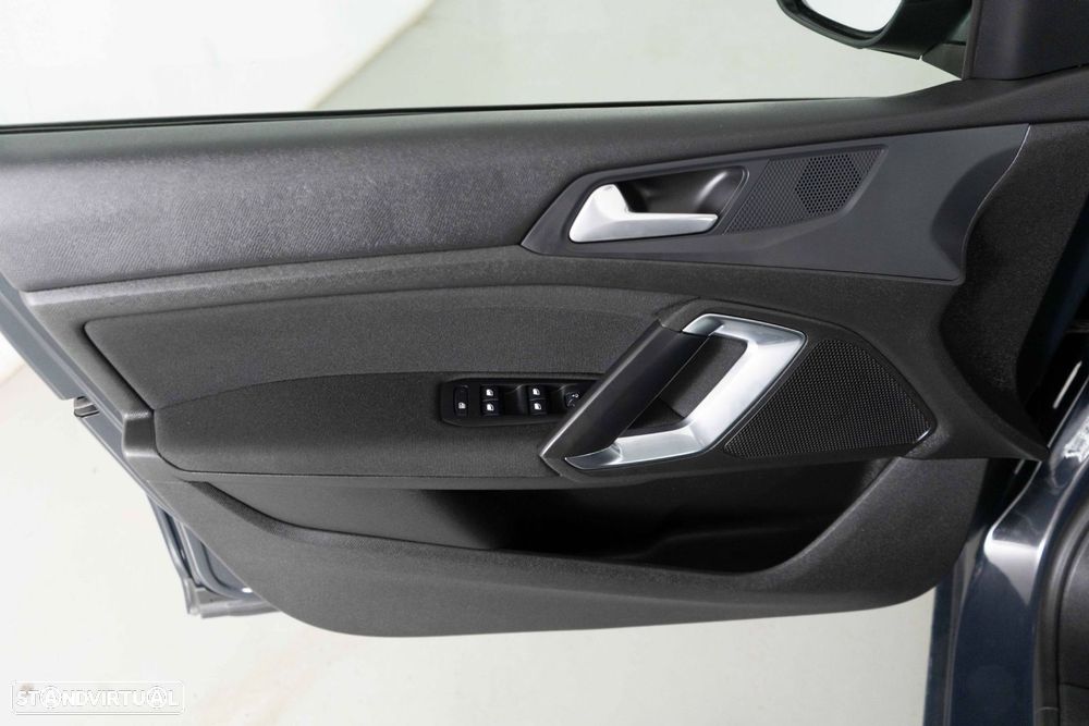 Peugeot 308 SW 1.2 PureTech Active - 19