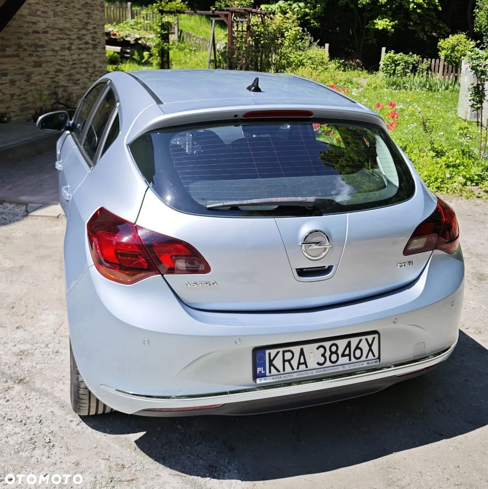Opel Astra 1.6 CDTI Cosmo - 20