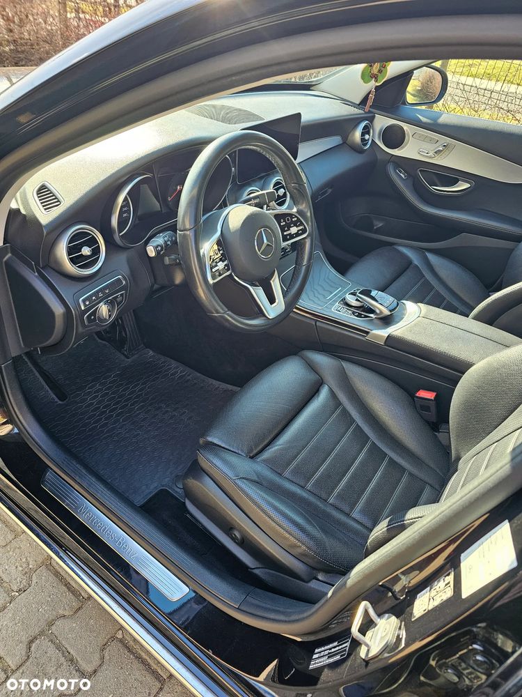 Mercedes-Benz Klasa C 300 d 4MATIC 9G-TRONIC - 4
