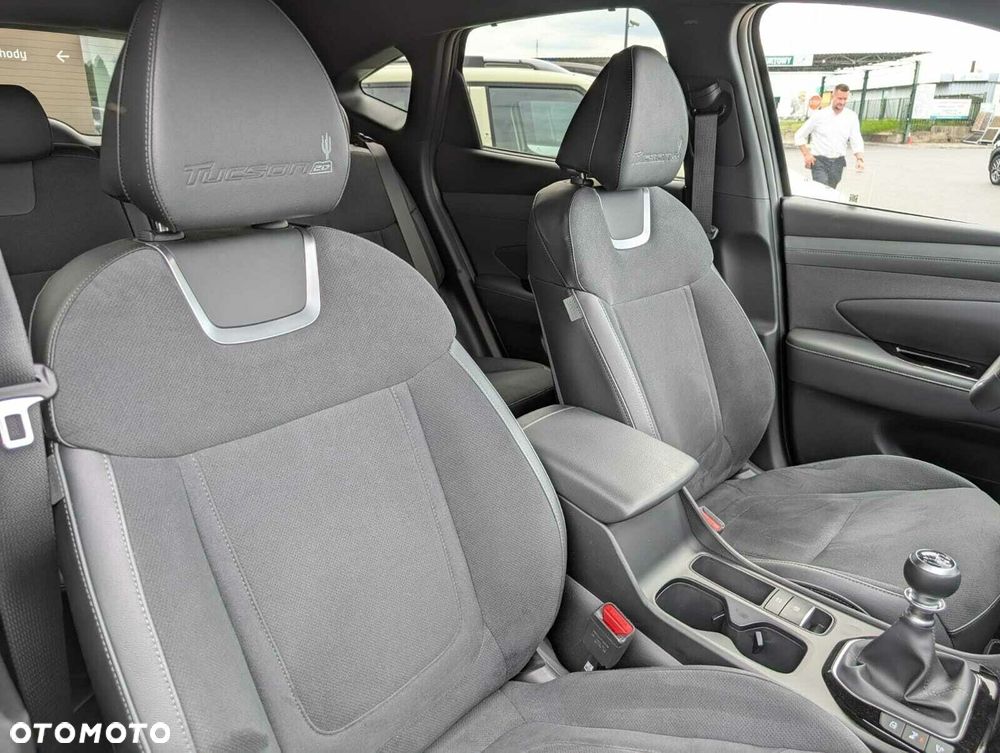 Hyundai Tucson 1.6 T-GDi 20th Anniversary 2WD - 16