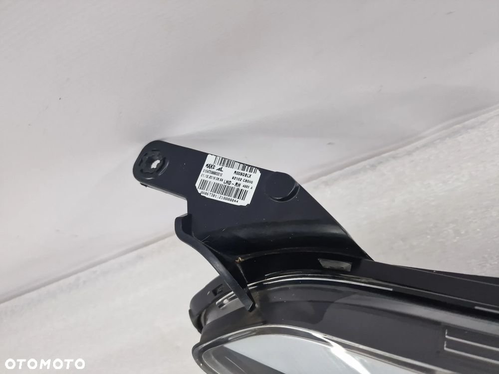 HYUNDAI I20 II LIFT 14-20 LEWA / PRAWA ZWYKŁA LAMPA PRZEDNIA PRZÓD ( SZKŁA DO WYMIANY ) , NR 92102-C8 / 92101-C8 , NR AUKCJI LA294 - 4