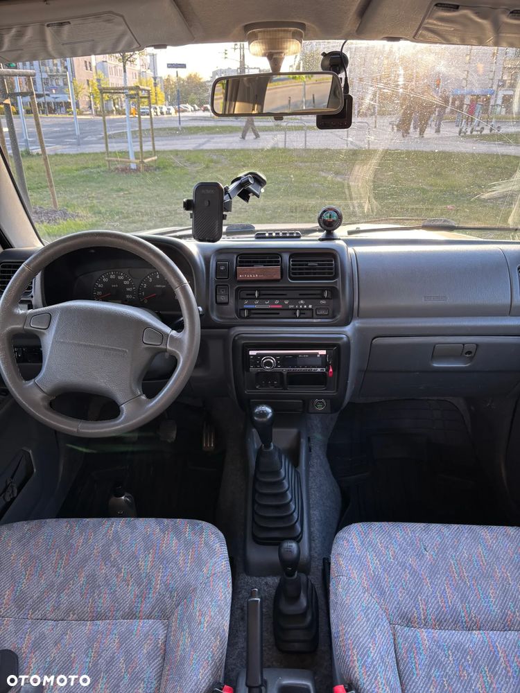 Suzuki Jimny 1.3 JLX - 13