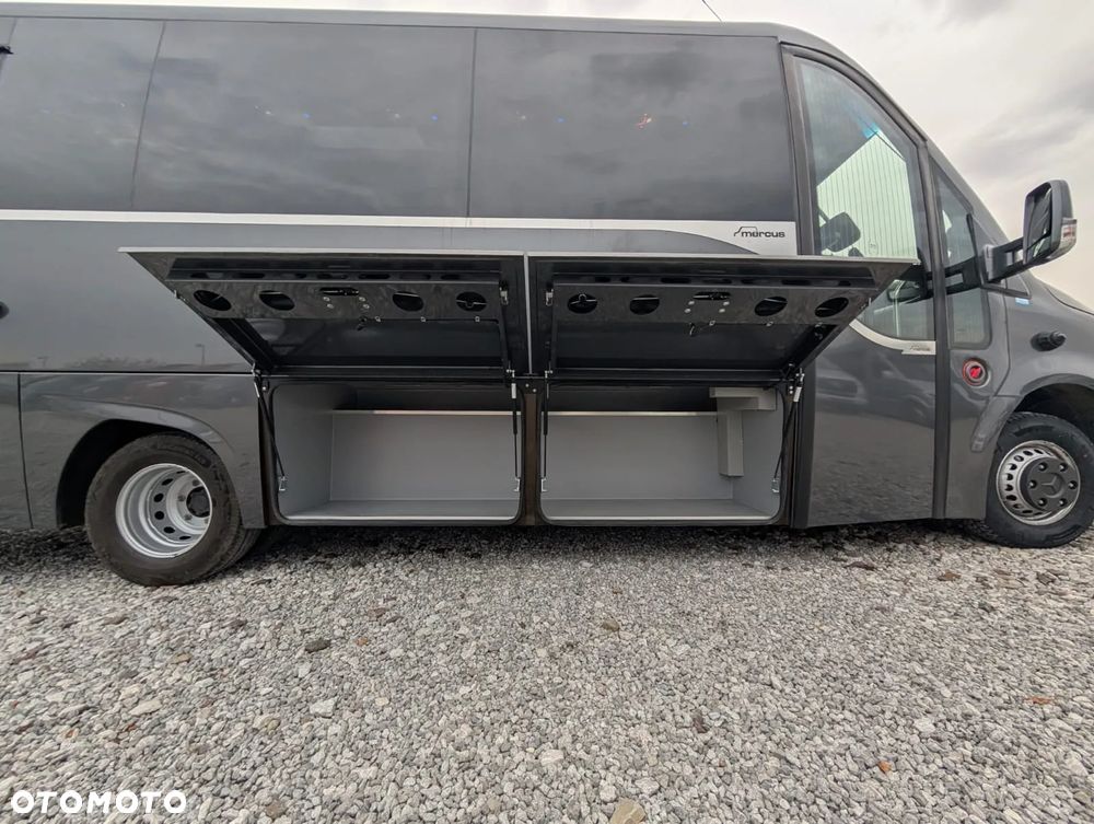 Mercedes-Benz Sprinter 519 - 5