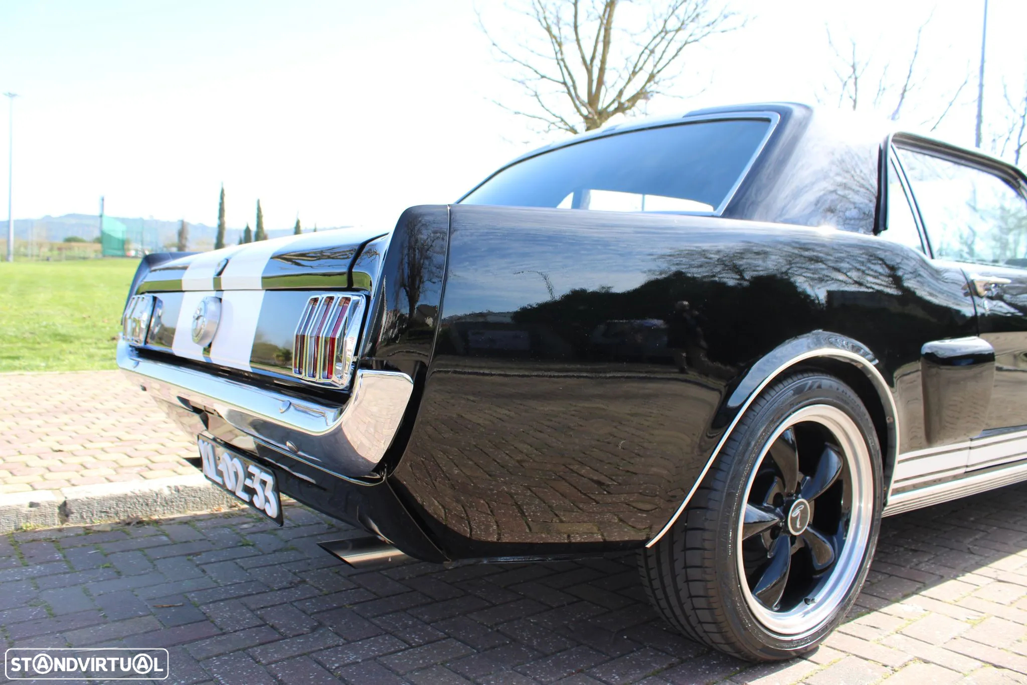 Ford Mustang - 6