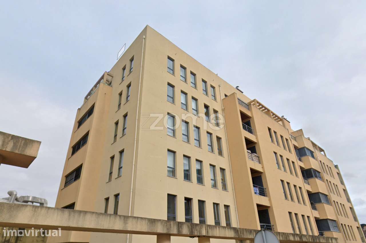 Apartamento T2 - Lordelo do Ouro - Grande imagem: 3/7
