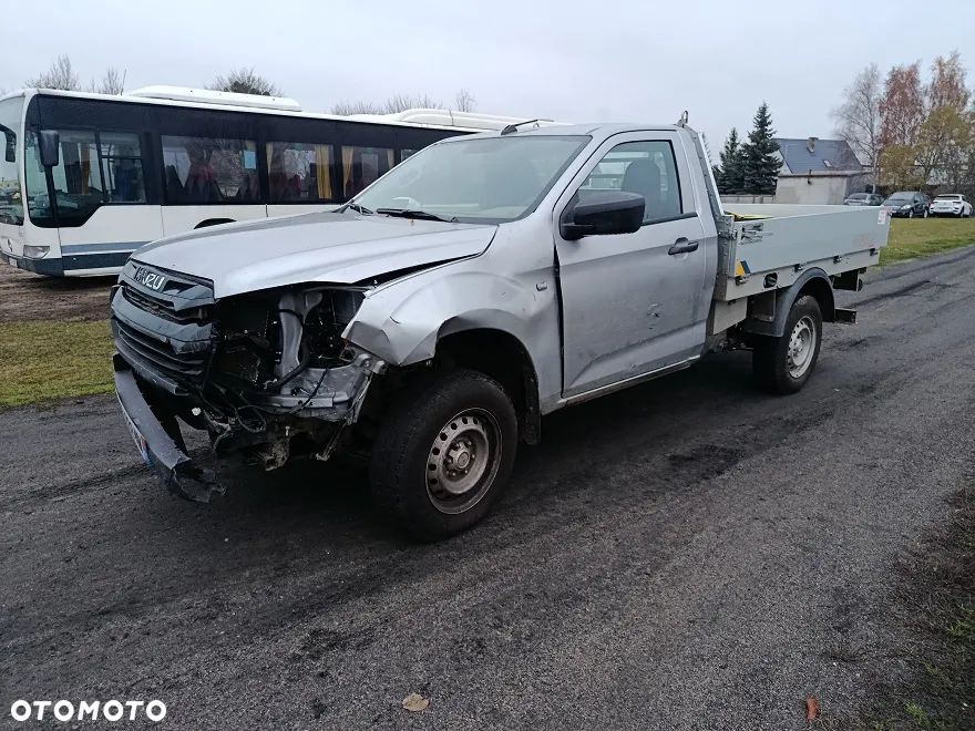 Isuzu D-Max - 5