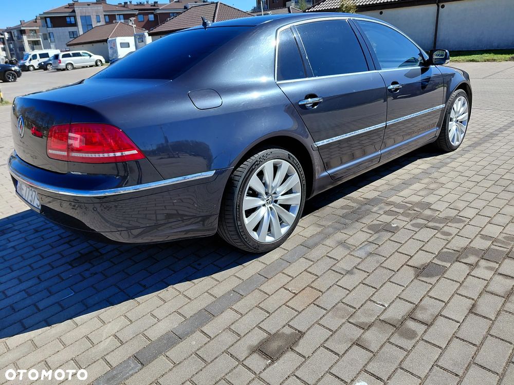 Volkswagen Phaeton - 39