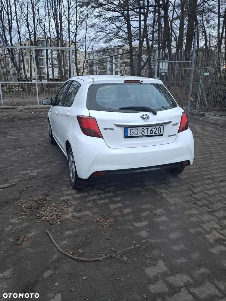 Toyota Yaris - 4