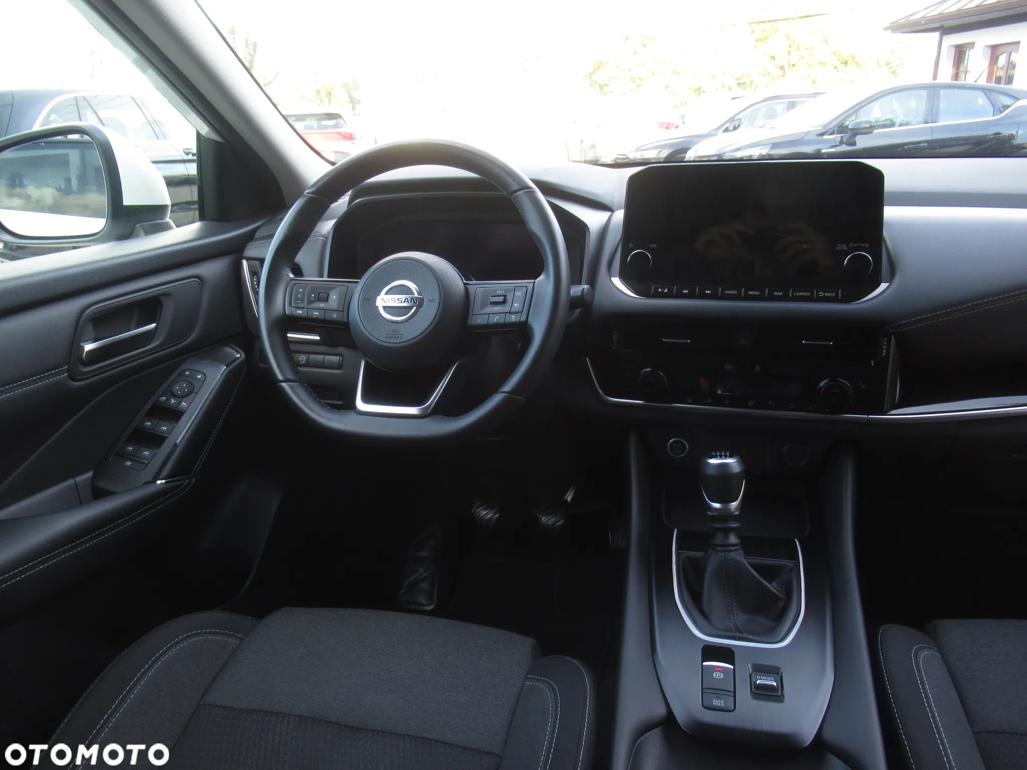 Nissan Qashqai 1.3 DIG-T N-Connecta - 11