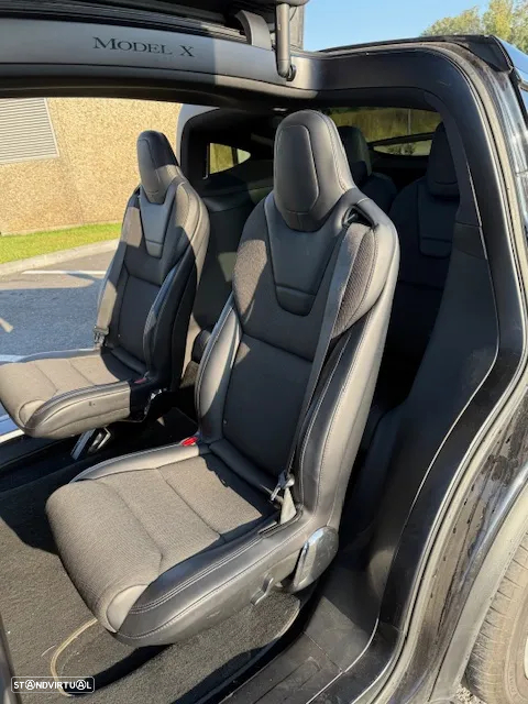 Tesla Model X 100D AWD - 34