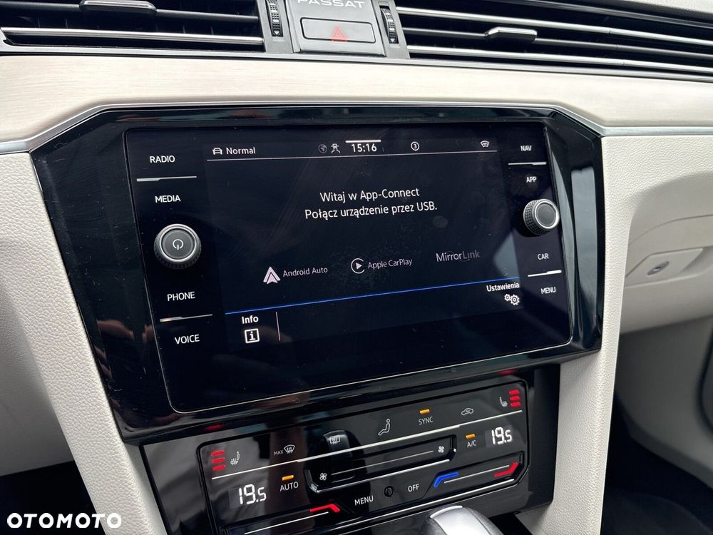 Volkswagen Passat 2.0 TDI Elegance DSG - 27