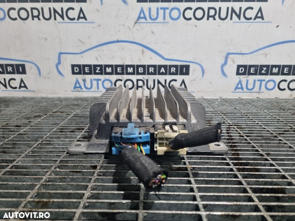 Amplificator audio Nissan Qashqai Facelift 2010 - 2013 (1065) 28060EY10A - 3