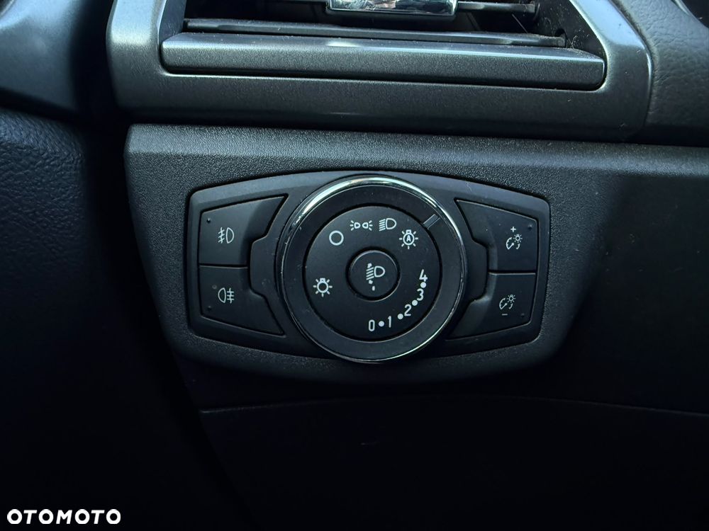 Ford Mondeo - 17