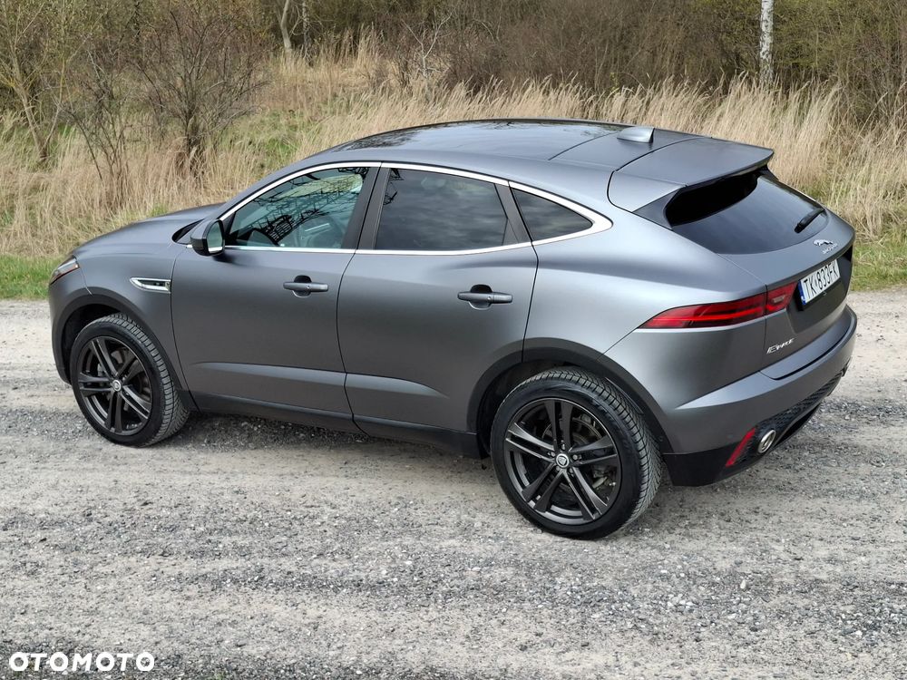 Jaguar E-Pace P250 AWD R-Dynamic S - 2