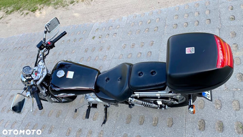 Suzuki Marauder - 25