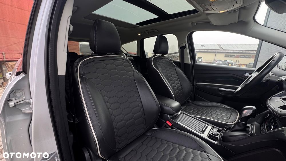 Ford Kuga Vignale 2.0 TDCi AWD - 36