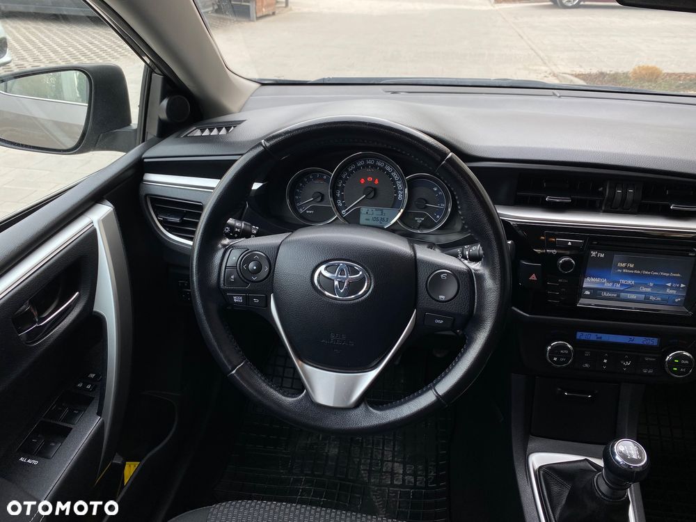 Toyota Corolla 1.6 Premium - 28
