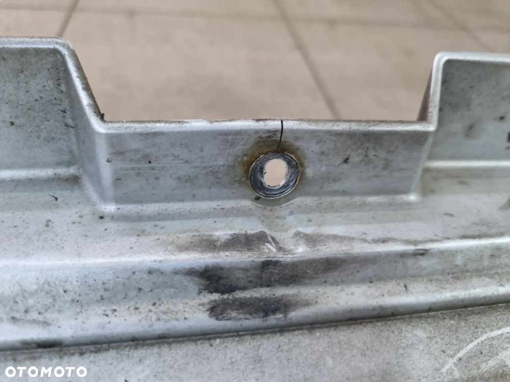 ATRAPA GRILL PRIMASTAR TRAFIC VIVARO  01-06r. - 2