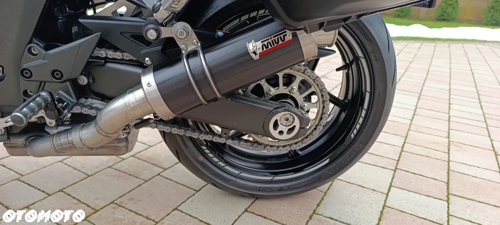 Kawasaki Ninja 1000 SX - 35