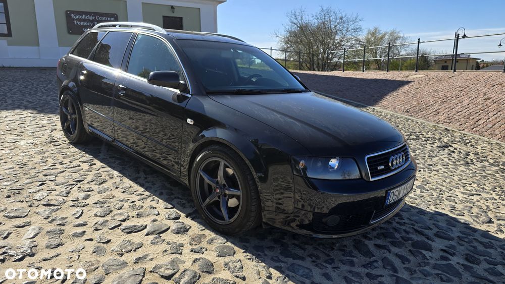 Audi A4 Avant - 11