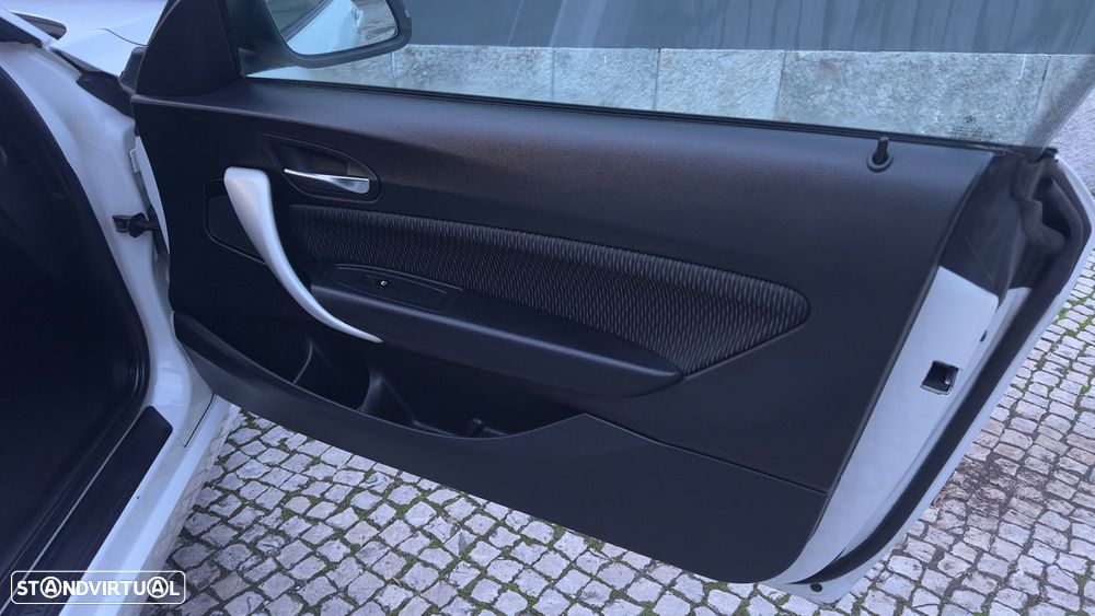 BMW 116 d EfficientDynamics Edition Sport Line - 24