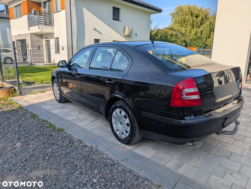 Skoda Octavia 1.6 - 16