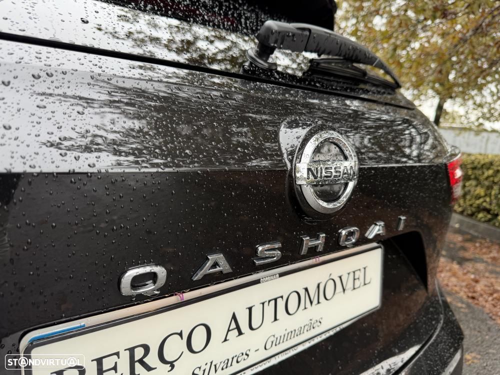 Nissan Qashqai 1.3 DIG-T N-Connecta J18 - 17