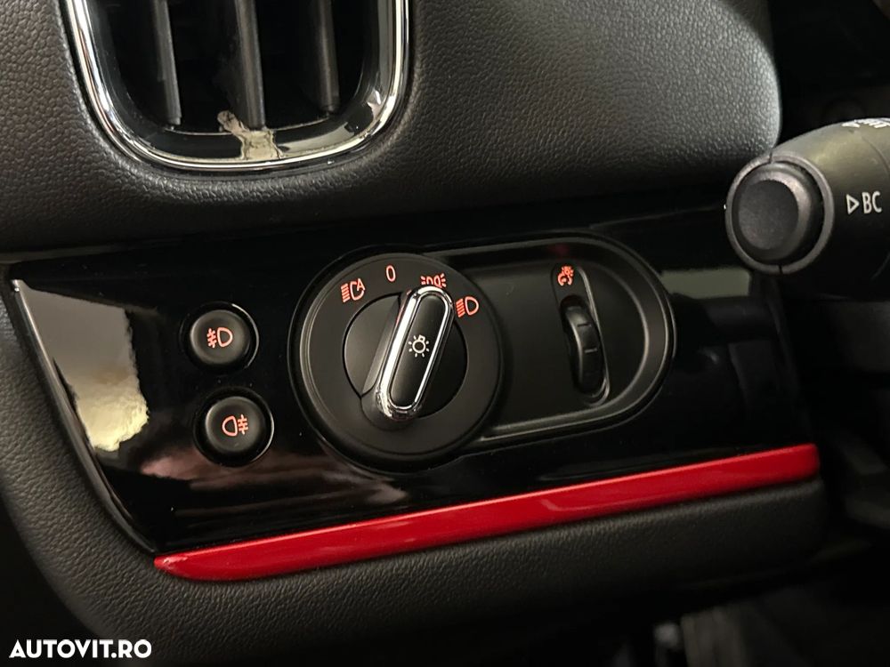 Mini Countryman - 16