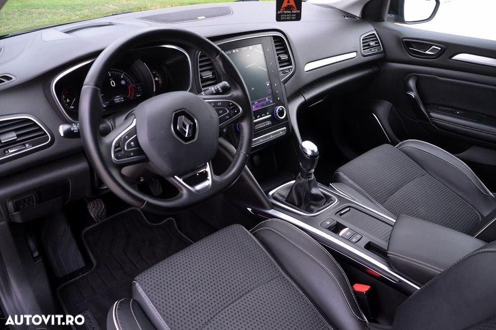 Renault Megane ENERGY dCi 130 Start & Stop Bose Edition - 12